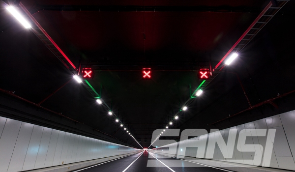 LED隧道燈,超長(zhǎng)壽命驗(yàn)證