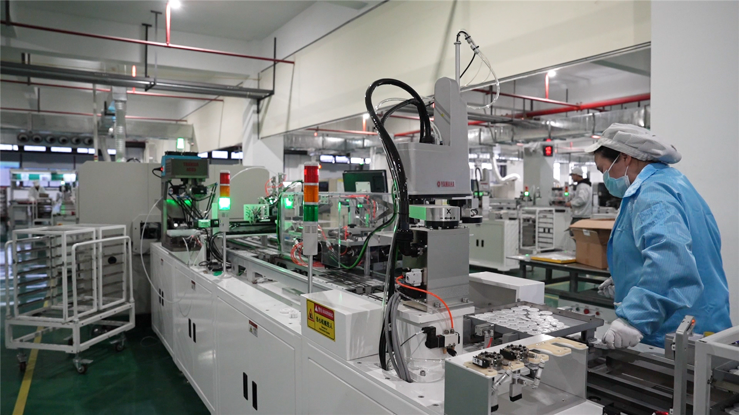 三思光電,科技之光,照亮發展之路