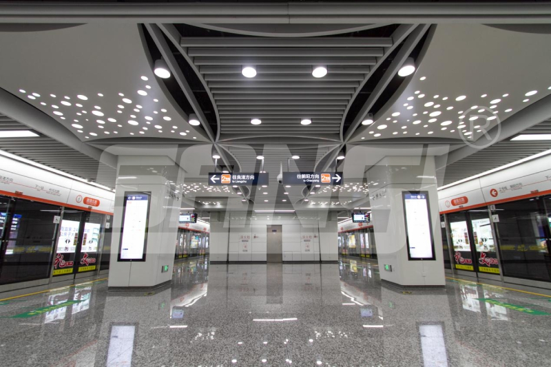 節(jié)能與美觀并存,地鐵照明設(shè)計(jì),兼顧功能性與藝術(shù)性